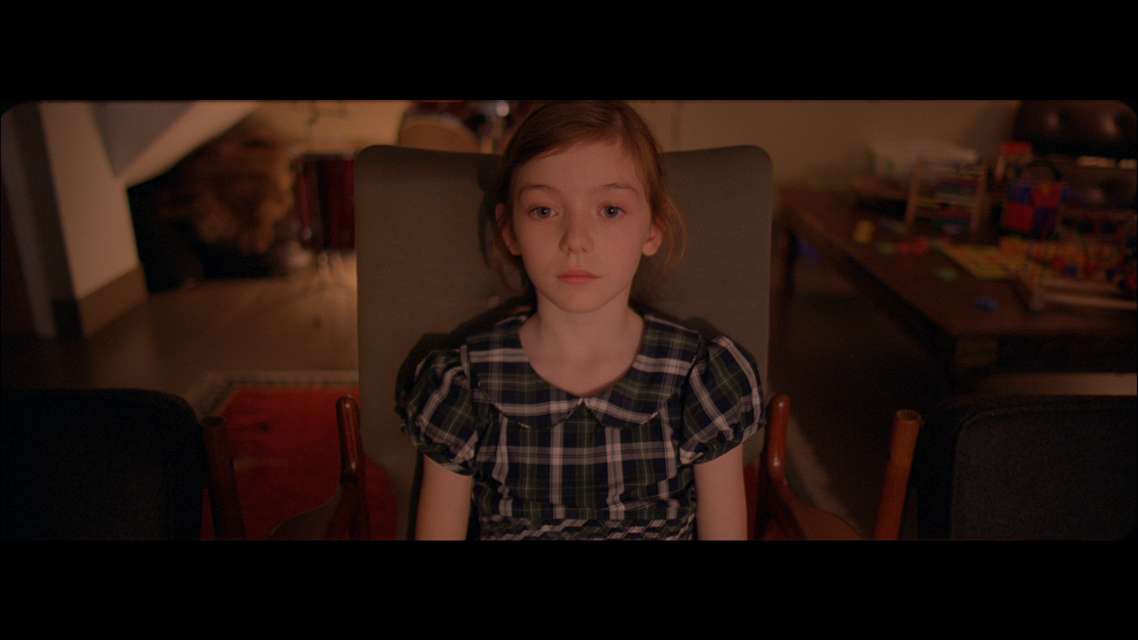 Mykonos Biennale 2015 - Film Festival -  Noise - Cara doctores - screen shot