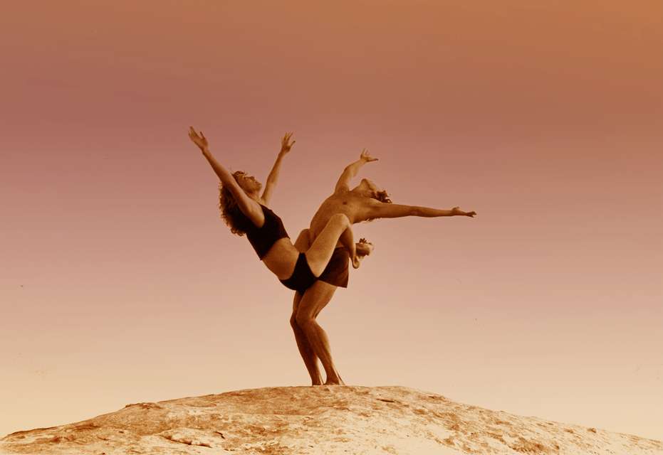 Mykonos Biennale 2015 - Film Festival -  Tim holding up Christy - screen shot