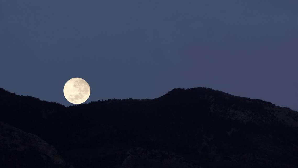 Mykonos Biennale 2015 - Film Festival -  When I was the moon - screen shot