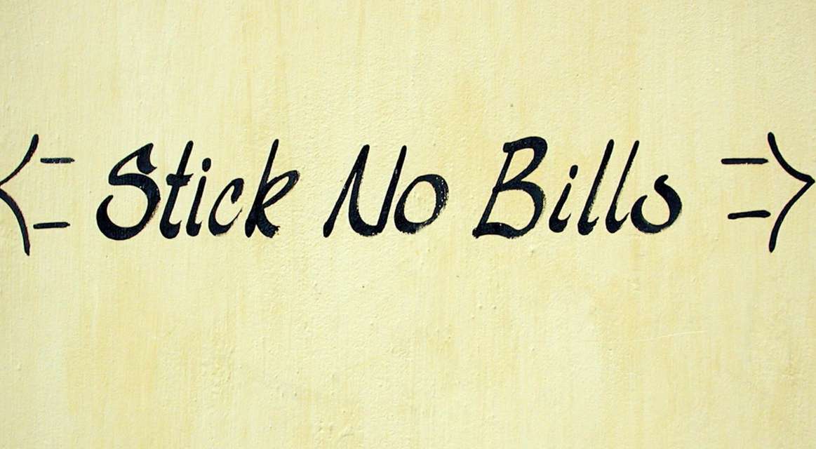 Mykonos Biennale 2015 - Film Festival -  Stick No Bills - screen shot