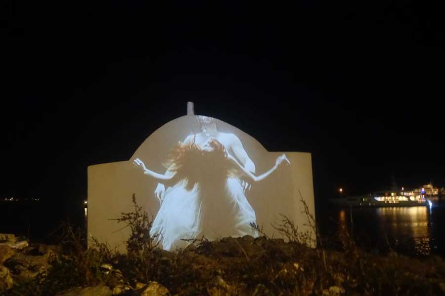 Mykonos Biennale -  - Y2o {Distillé} 