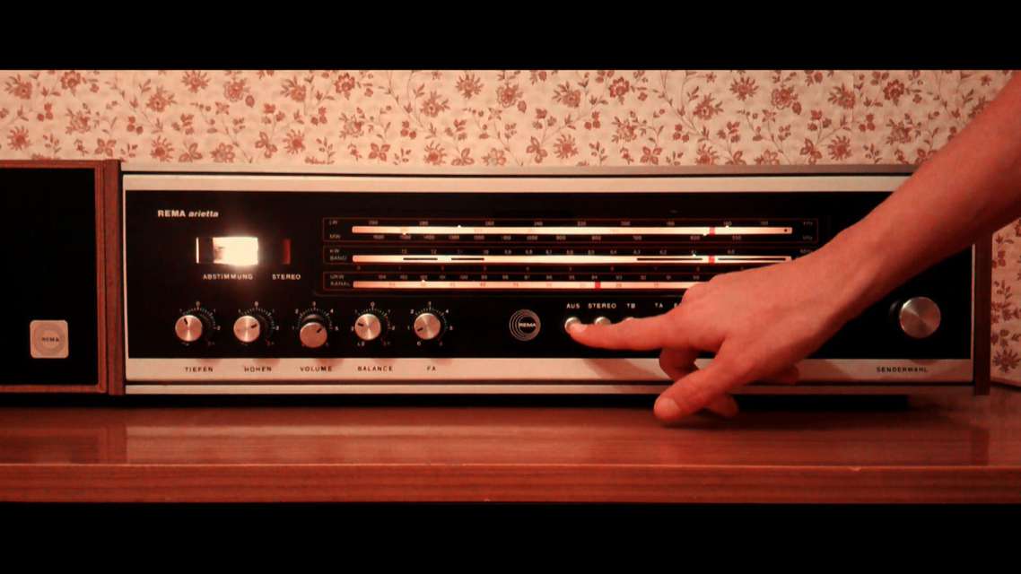 Mykonos Biennale 2015 - Film Festival -  shadows of a radio in the east - screen shot