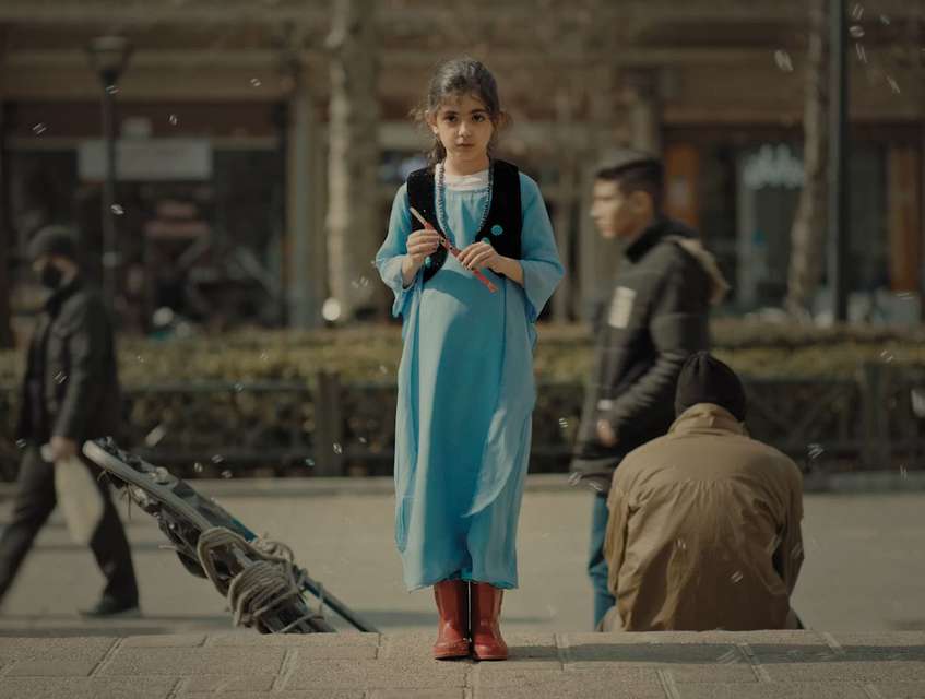 Mykonos Biennale 2015 - Film Festival -  Suitcase - screen shot