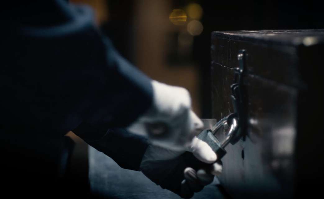 Mykonos Biennale 2015 - Film Festival -  Burial - screen shot