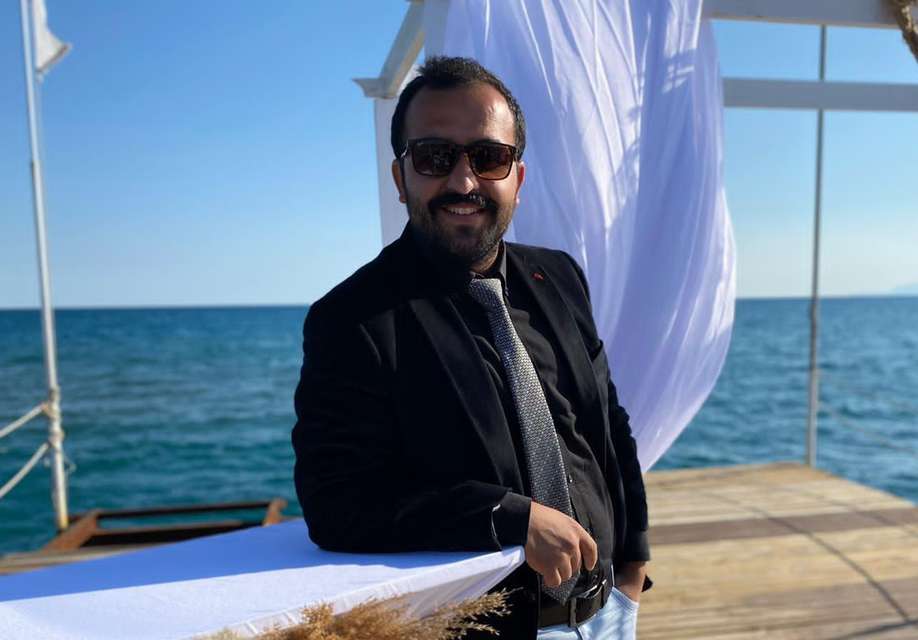 Mykonos Biennale 2015 - Film Festival -  Cracked - screen shot