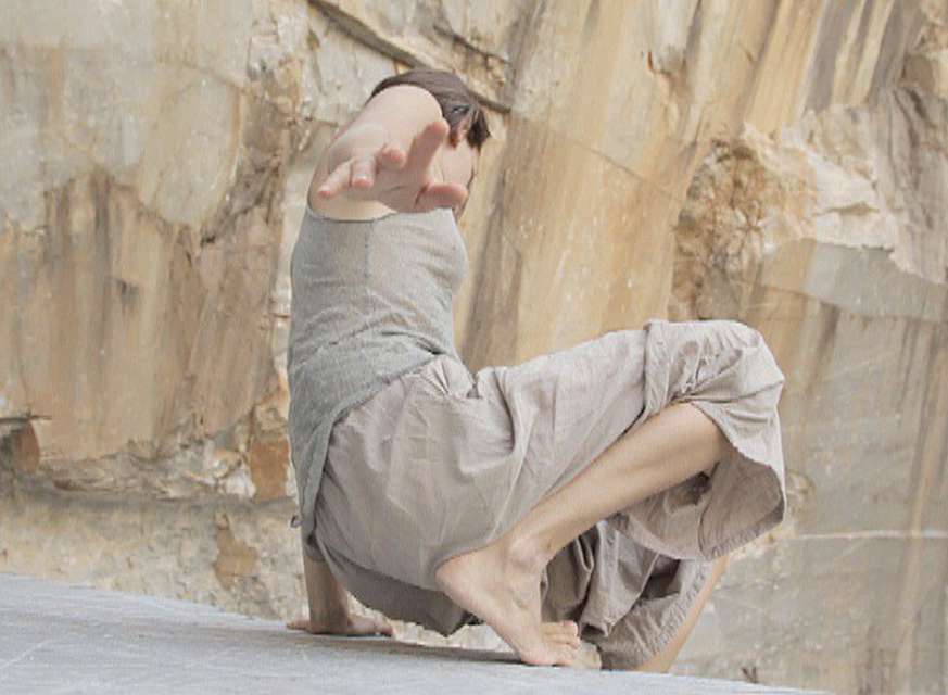 Mykonos Biennale 2015 - Film Festival -  Marmo (marble) - screen shot