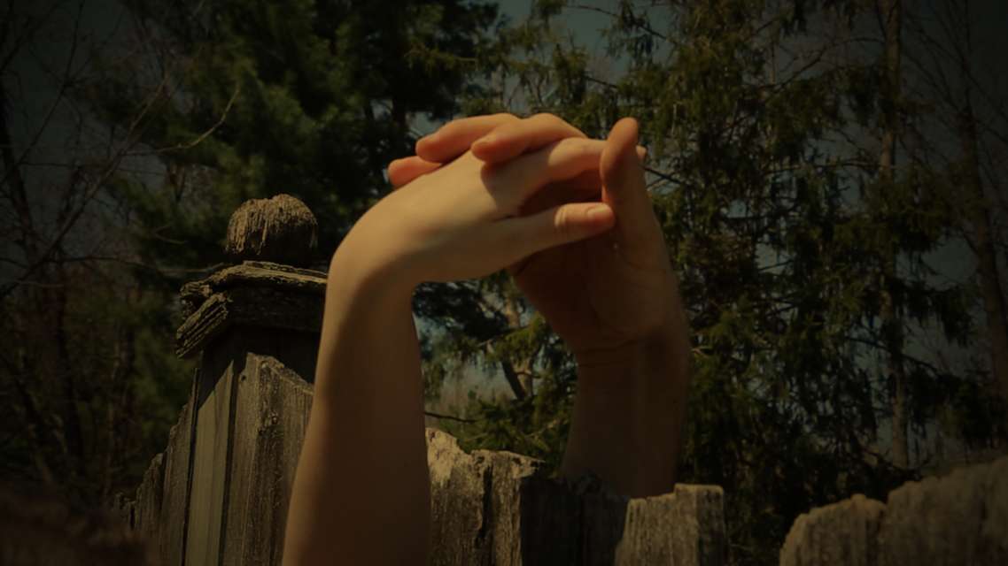 Mykonos Biennale 2015 - Film Festival -  Hands Over Fence - screen shot